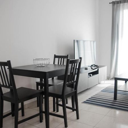 Renovated One Bedroom Apartment In Paphos With Pool 外观 照片