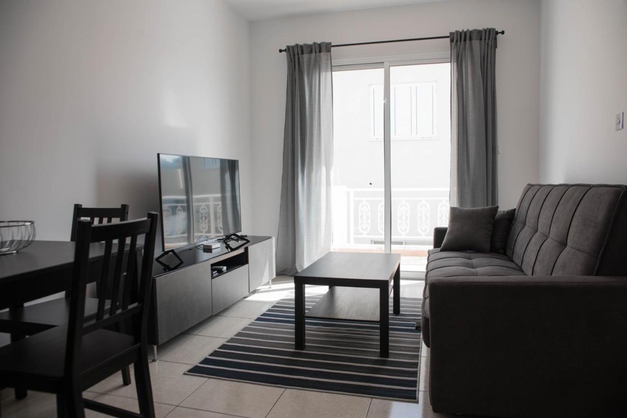 Renovated One Bedroom Apartment In Paphos With Pool 外观 照片